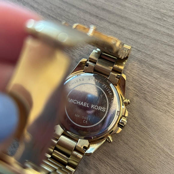 Michael Kors Bradshaw Two Tone oversized chronograph watch - Picture 4 of 8